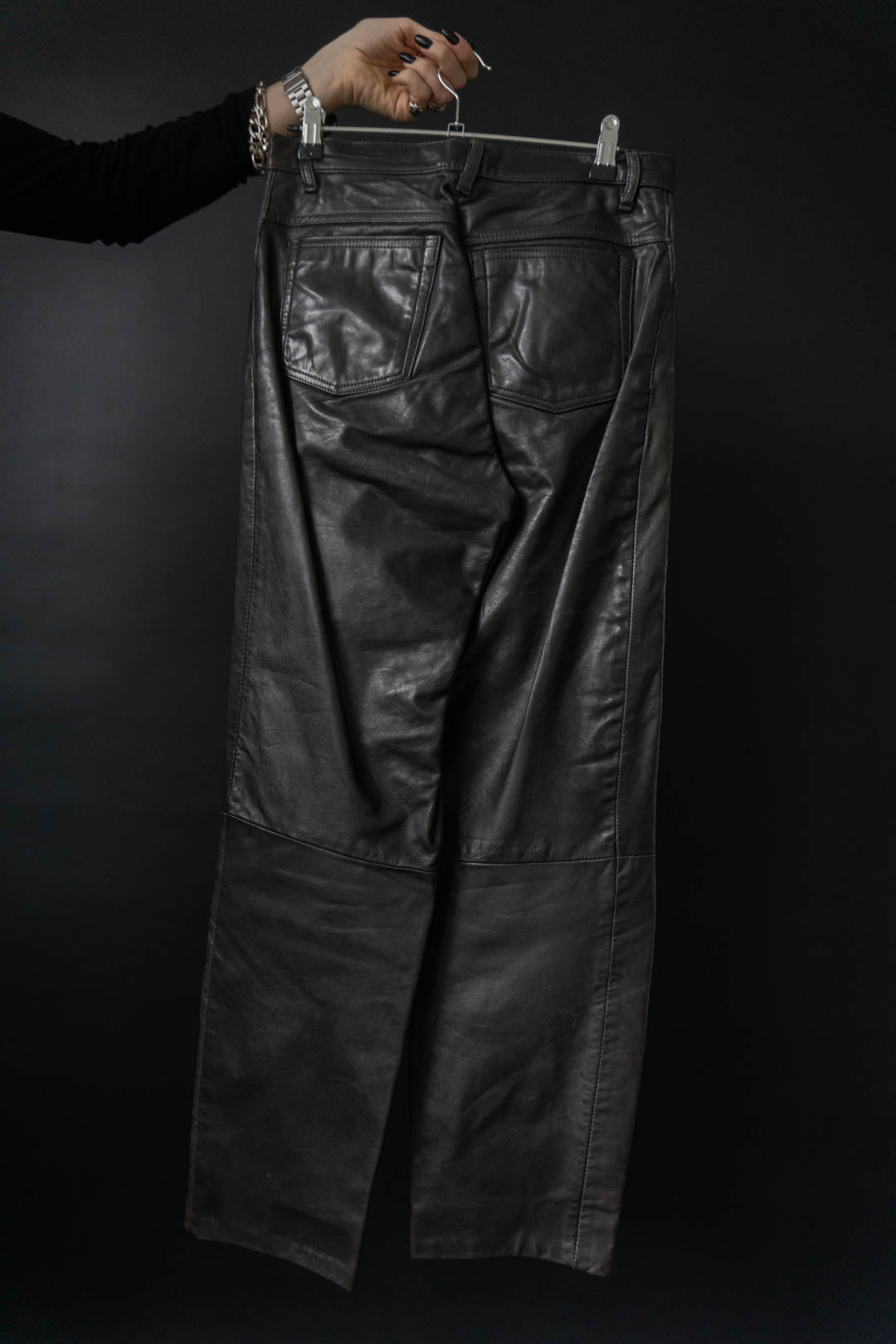 Lederhose Schwarz XS–S - theplaincircle vintage