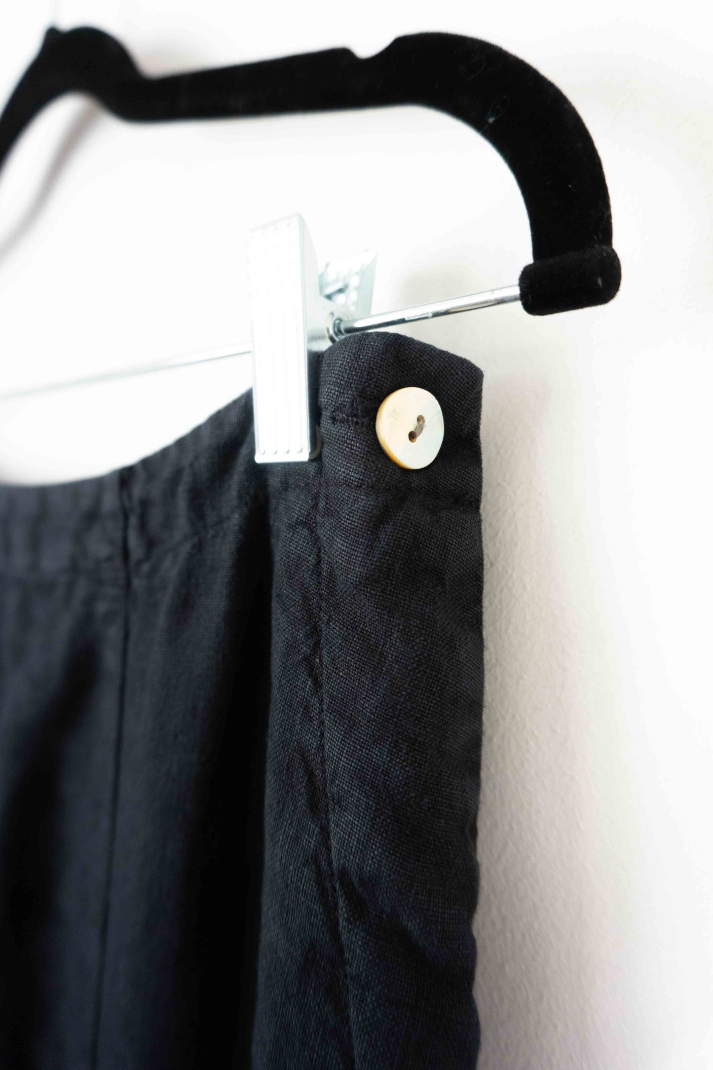 Vintage OSKA Leinenrock in Midi-Länge, S–M theplaincircle vintage