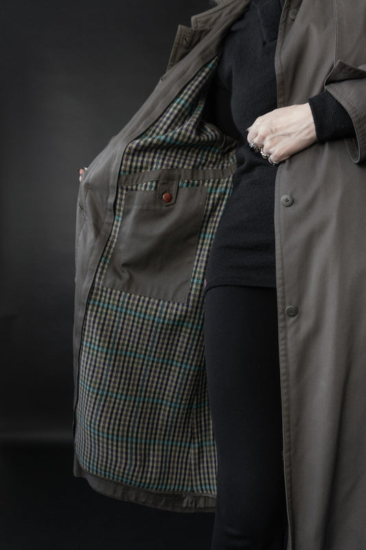 80s Trenchcoat Khaki, M–L theplaincircle vintage