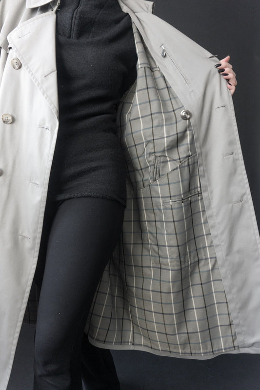 80s Trenchcoat Beige, M–L theplaincircle vintage