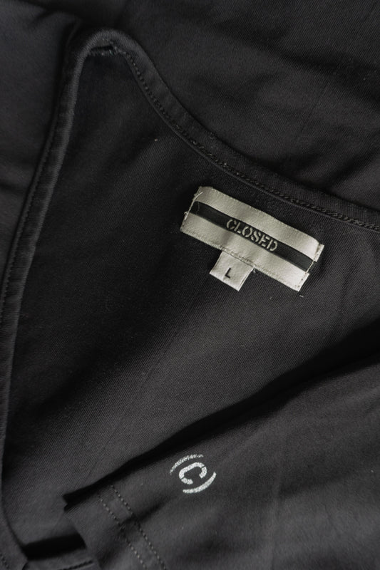 Closed T-Shirt schwarz – 90s Basic Shirt mit V-Ausschnitt, S–M theplaincircle vintage