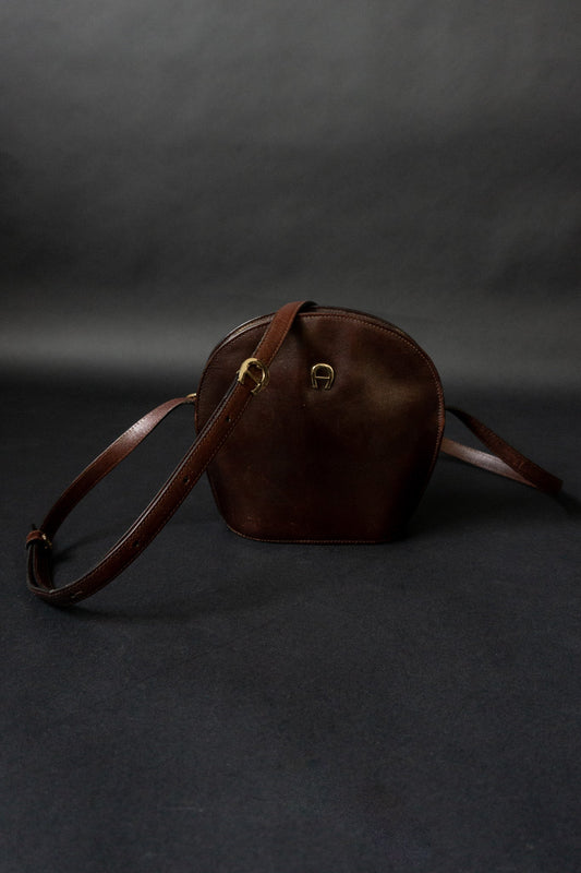 80s AIGNER Halfmoon Tasche Braun theplaincircle vintage