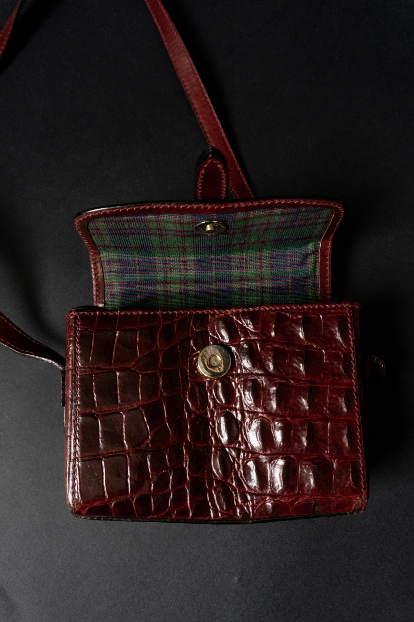 80s AIGNER Boxbag Tasche Blutrot theplaincircle vintage