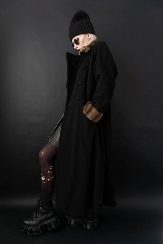 Witchy Maximantel Wolle, S-M theplaincircle vintage