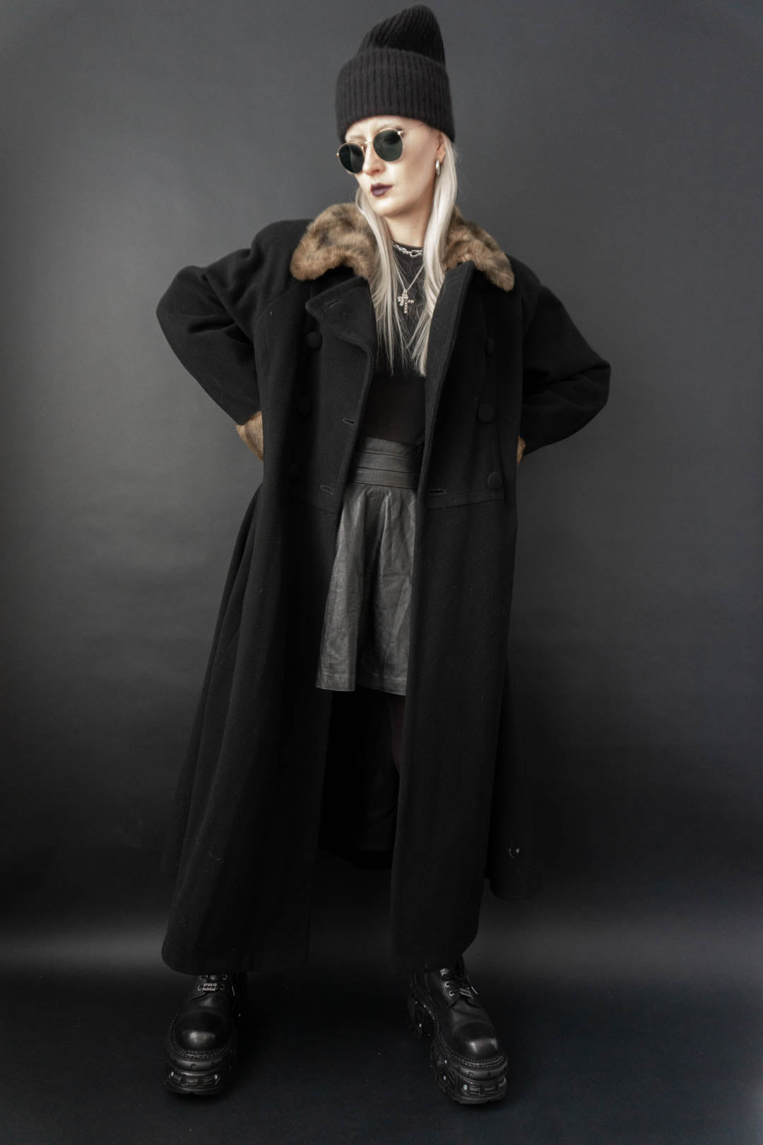 Witchy Maximantel Wolle, S-M theplaincircle vintage