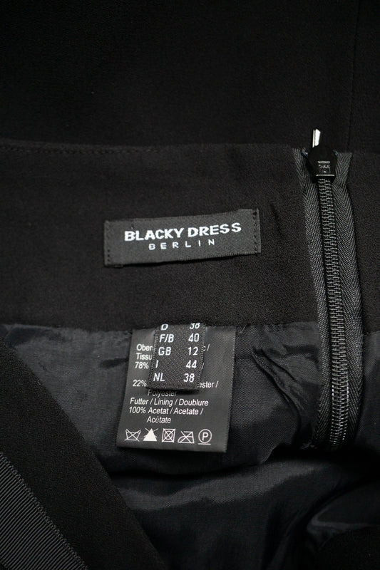 Blacky Dress Rock, M–L theplaincircle vintage