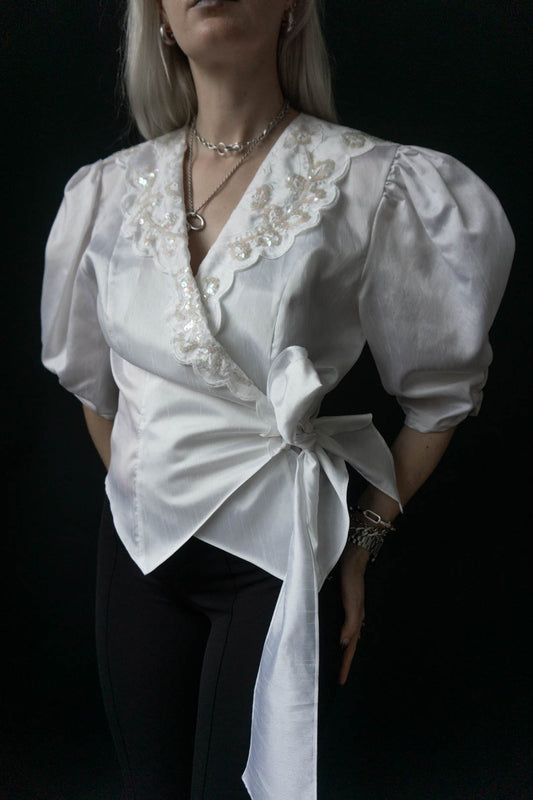 Vampy Bluse Weiß M–L theplaincircle vintage