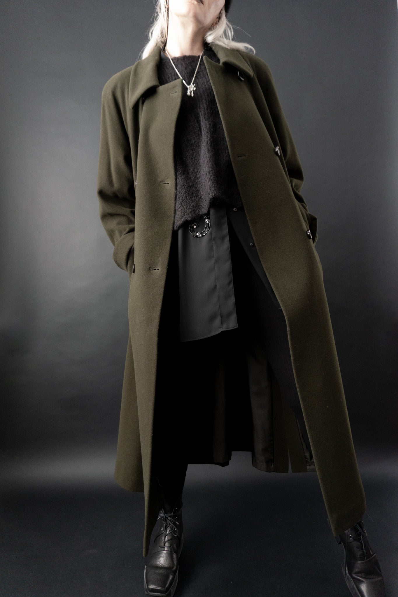 Mantel, Kaschmir, Grün, M–L theplaincircle vintage