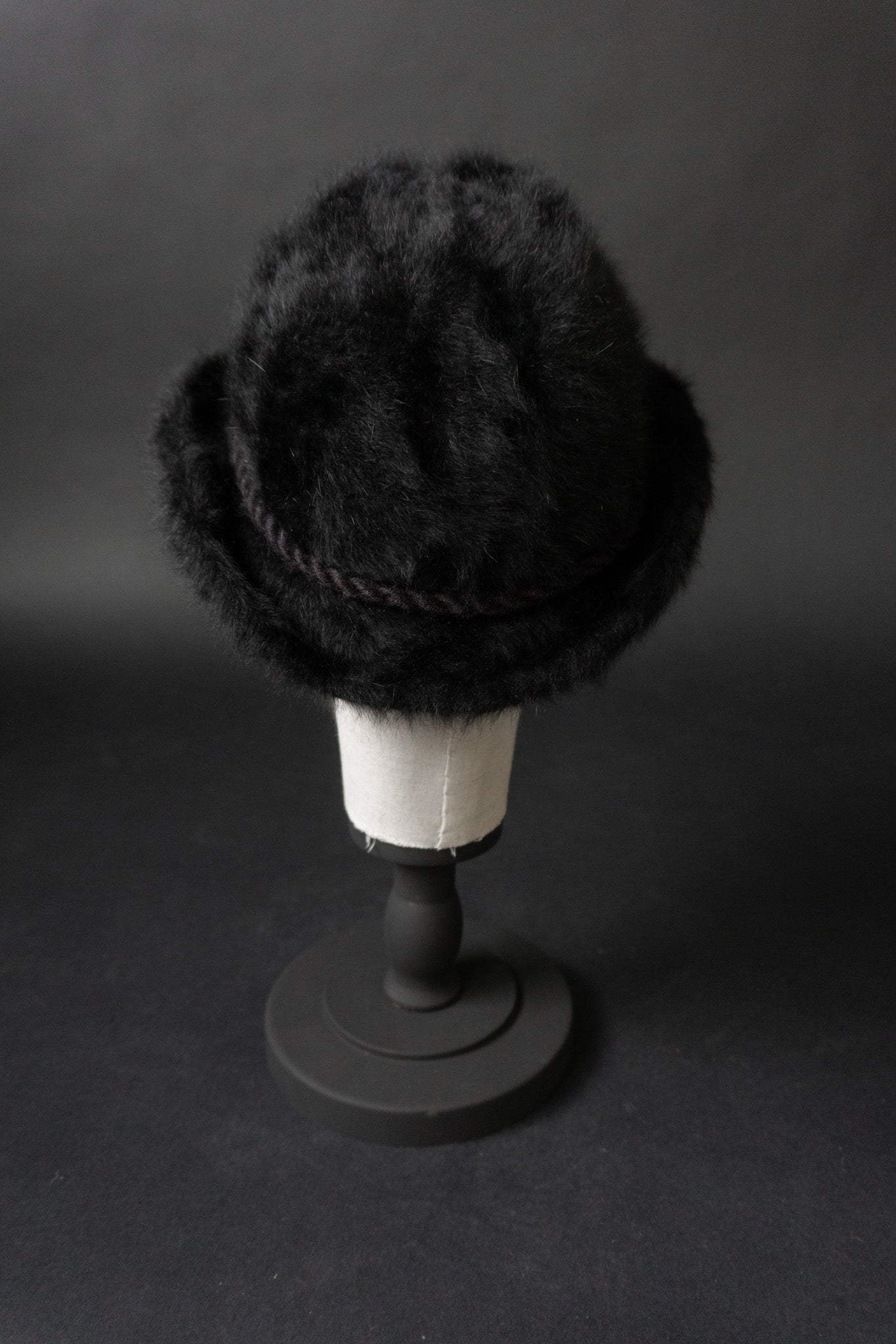 Hut, Angora, Schwarz, 55 theplaincircle vintage