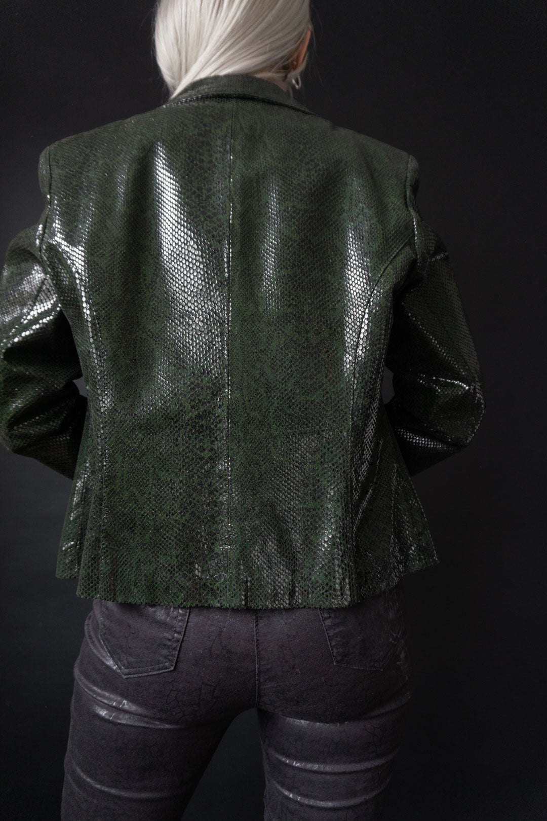 Lederjacke Grün Snake theplaincircle vintage