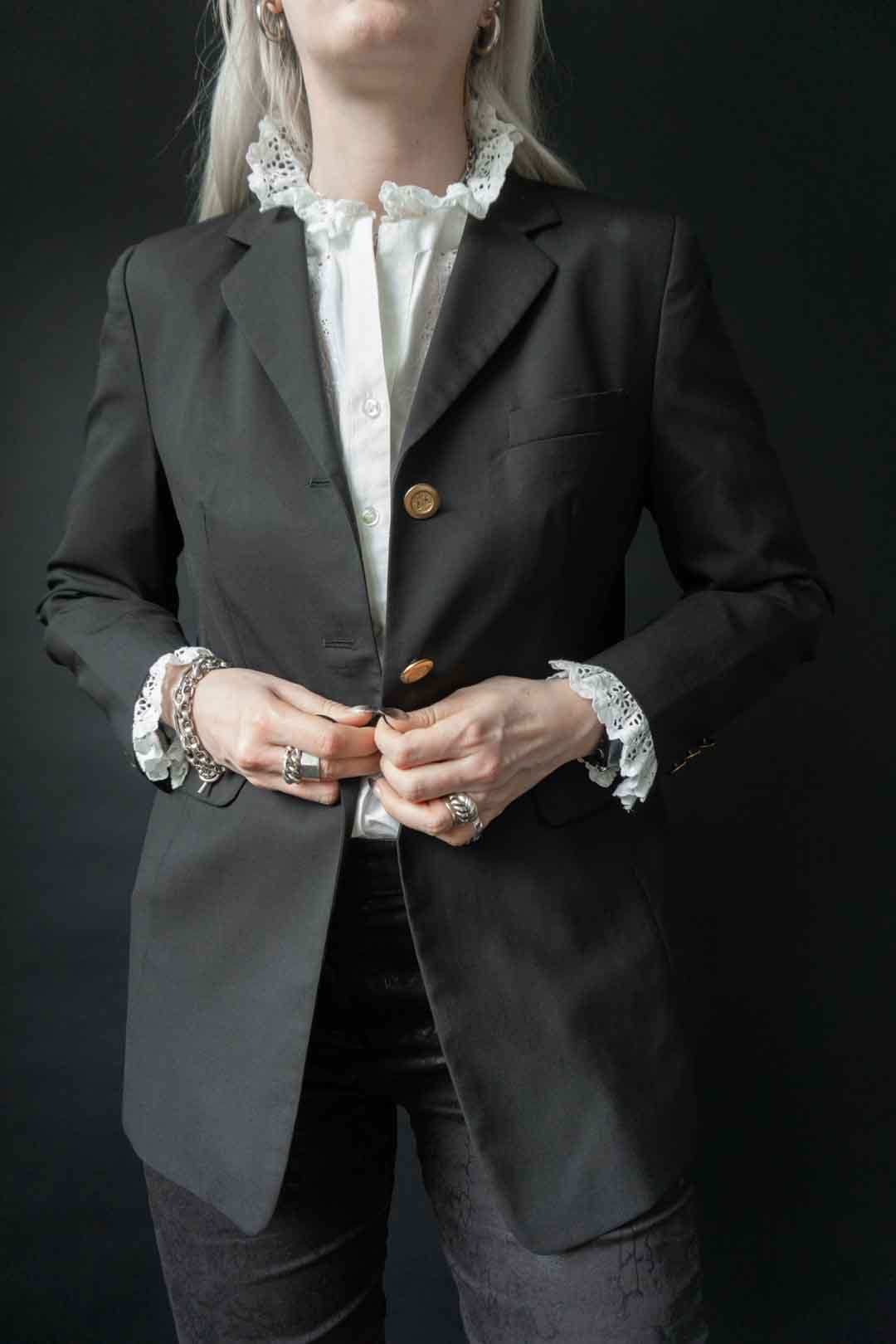 Blazer Schwarz Schurwolle S–M theplaincircle vintage