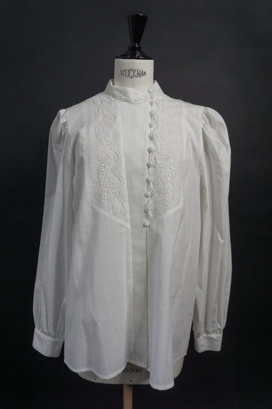 Vampy Bluse, Weiß, M–L theplaincircle vintage