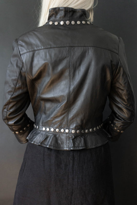 Lederjacke Nieten cropped, XS–M theplaincircle vintage