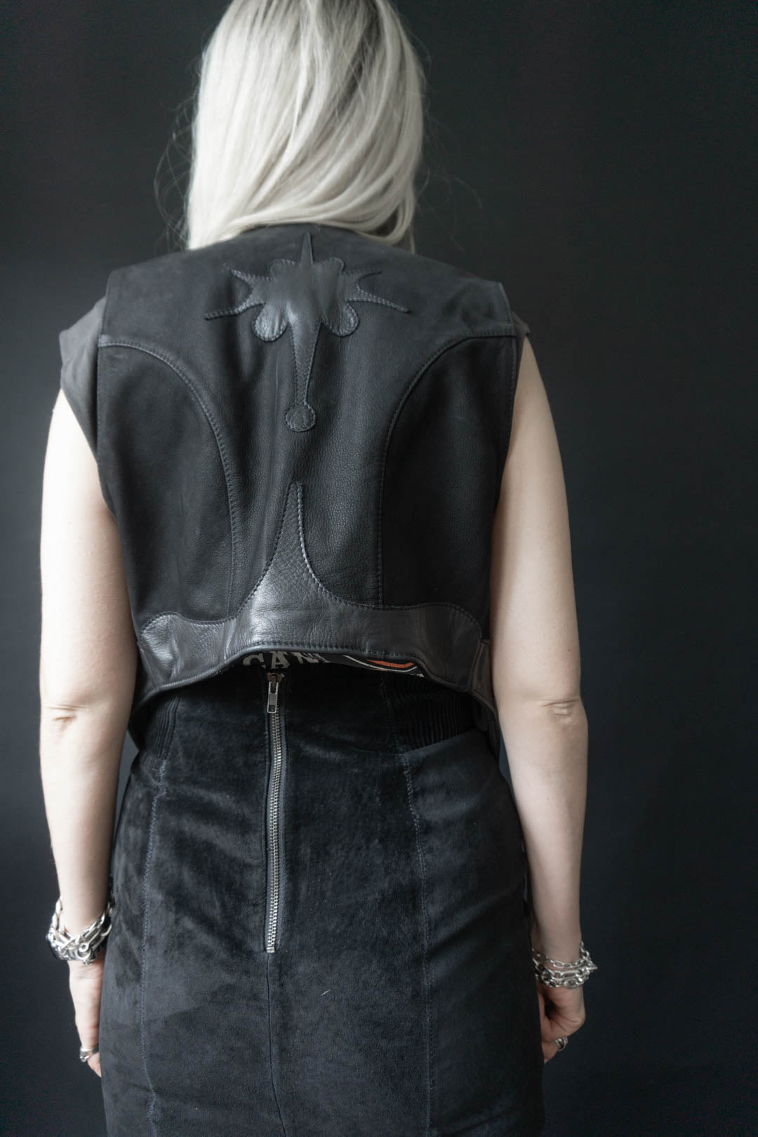 PYRATE STYLE Lederweste Schwarz. XS–M theplaincircle vintage