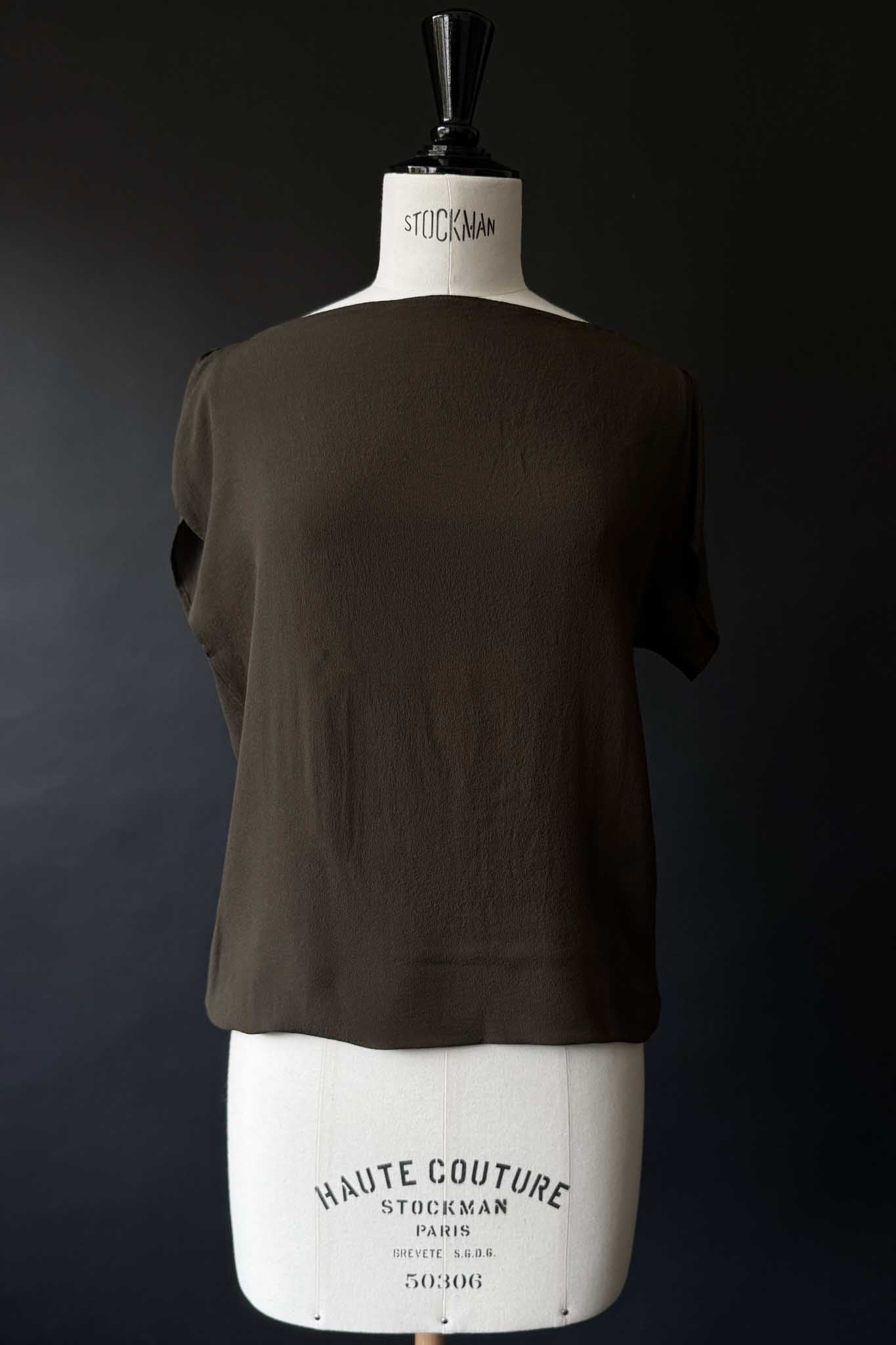 Khaki Vintage-Seidenbluse mit U-Boot-Ausschnitt von Jil Sander