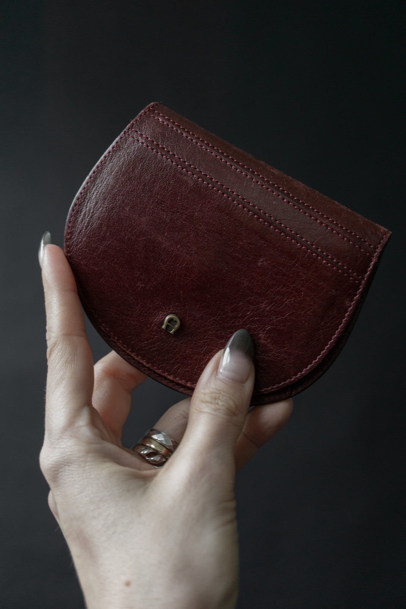 Vintage Aigner Portemonnaie aus weinrotem Leder mit Originalkarton
