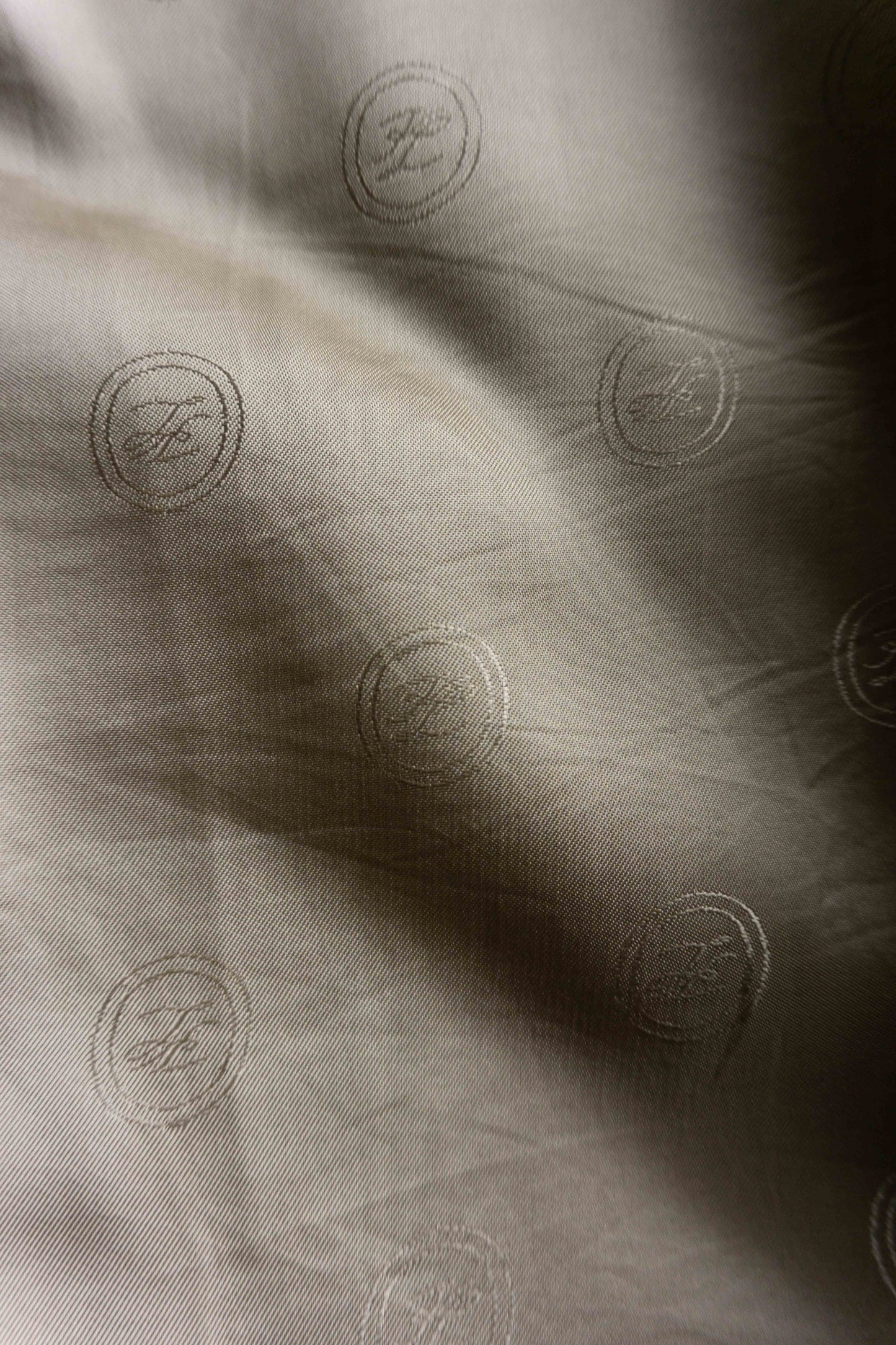 Karl Lagerfeld Paris Vintage Wollblazer im Glencheck Muster mit Ellbogen-Patches