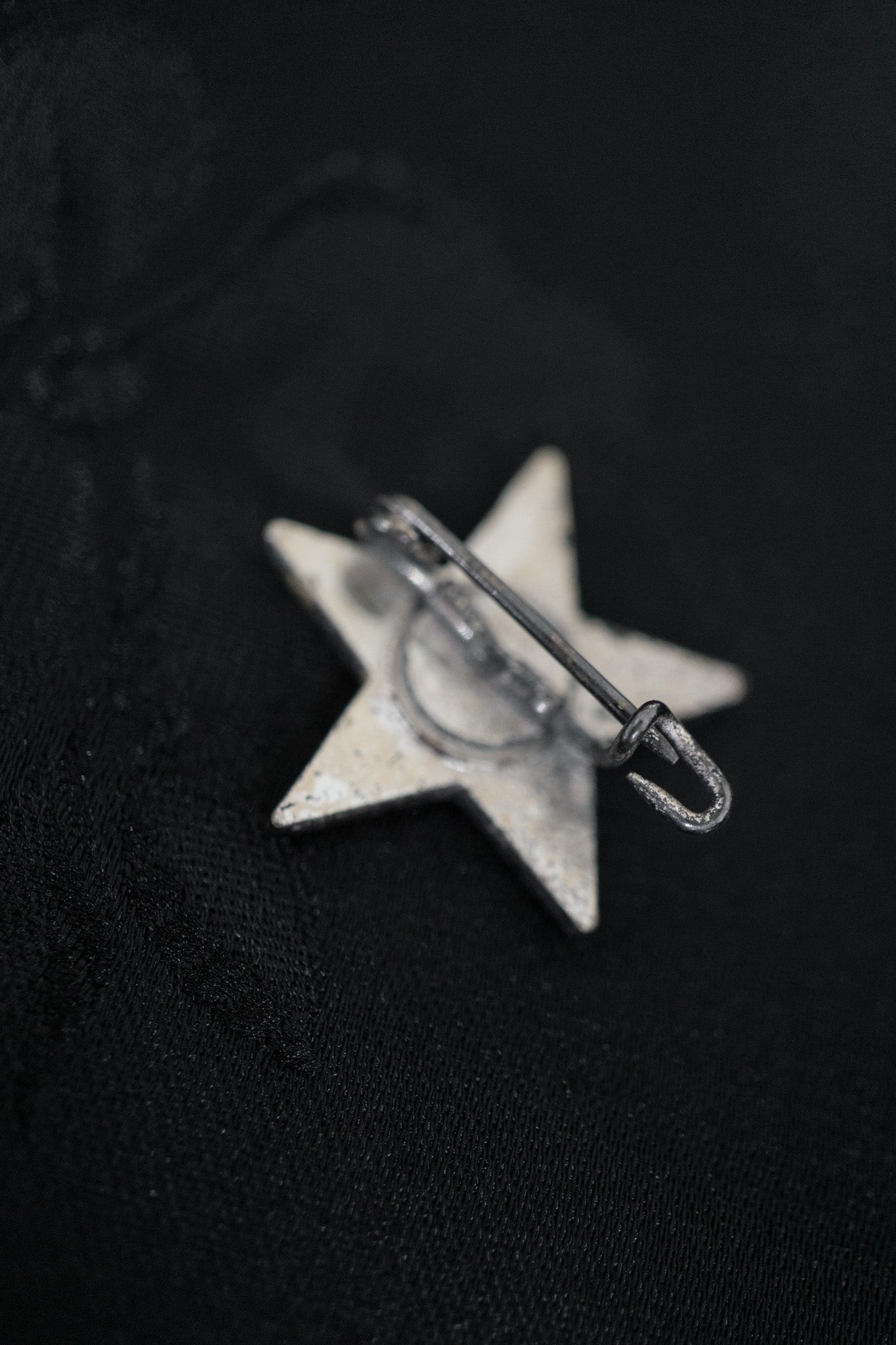 Vintage Anstecknadel – Sternförmige Brosche theplaincircle vintage