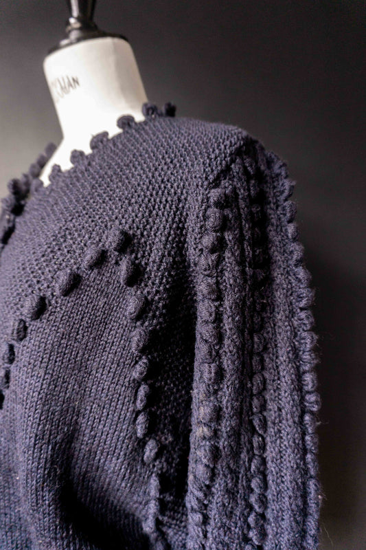 Handgestrickte Vintage Strickjacke aus Wolle – Folklore Cardigan, M–L theplaincircle vintage