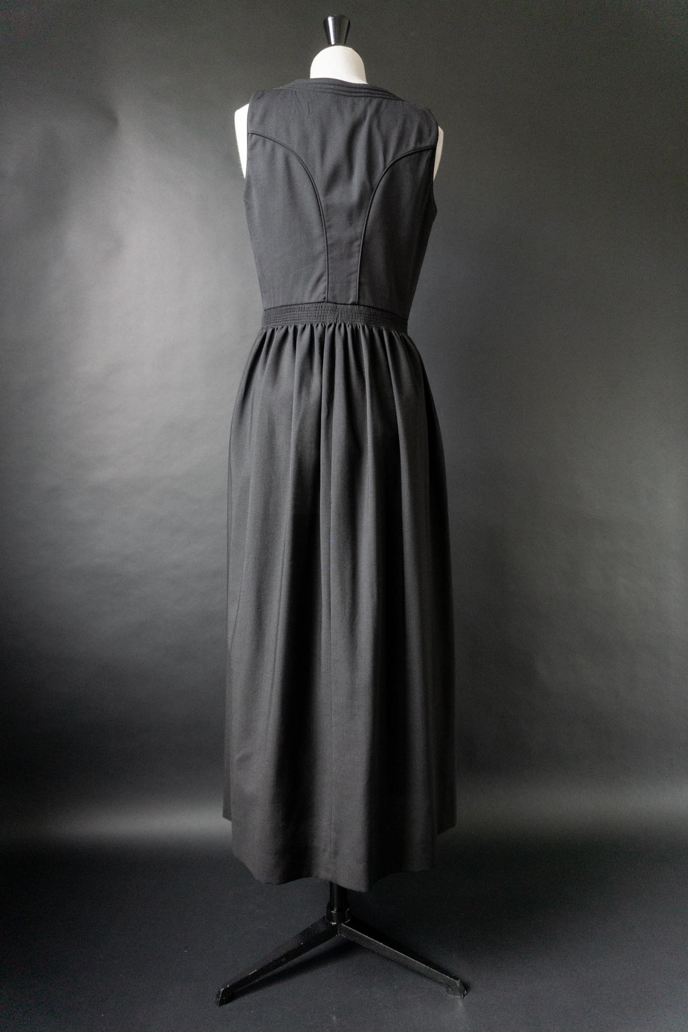 Vintage Vintage Dark Folklore Maxikleid in Schwarz mit weitem Rock, M–L