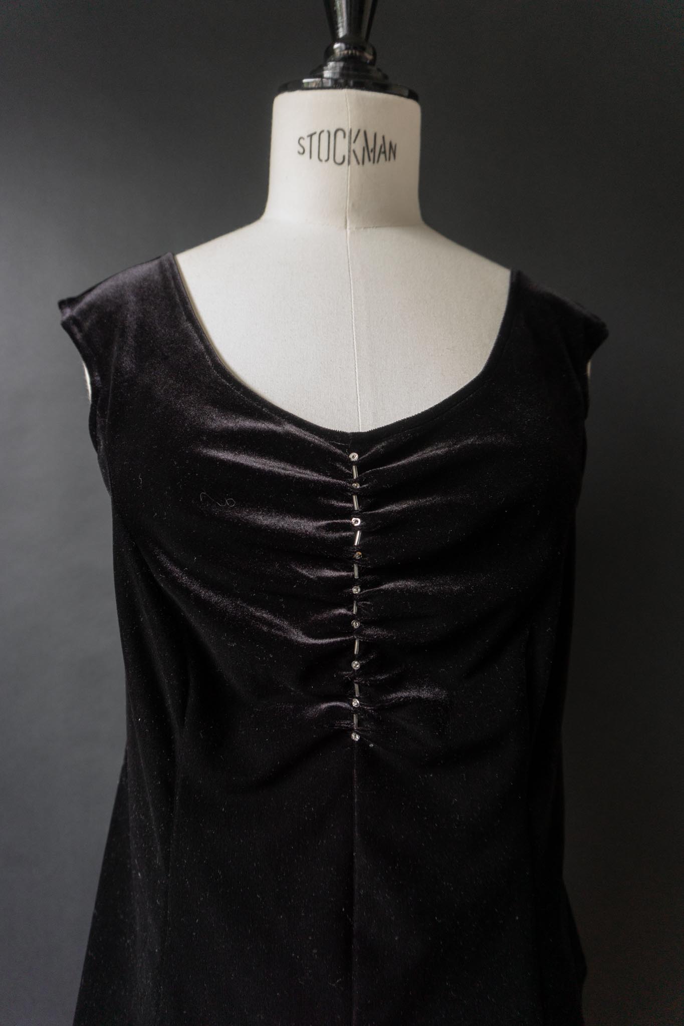Vintage Samt-Top mit Perlendetails, Schwarz, S–M