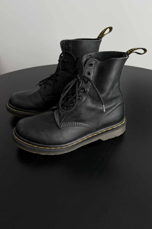Dr martens pascal vintage boots black leather