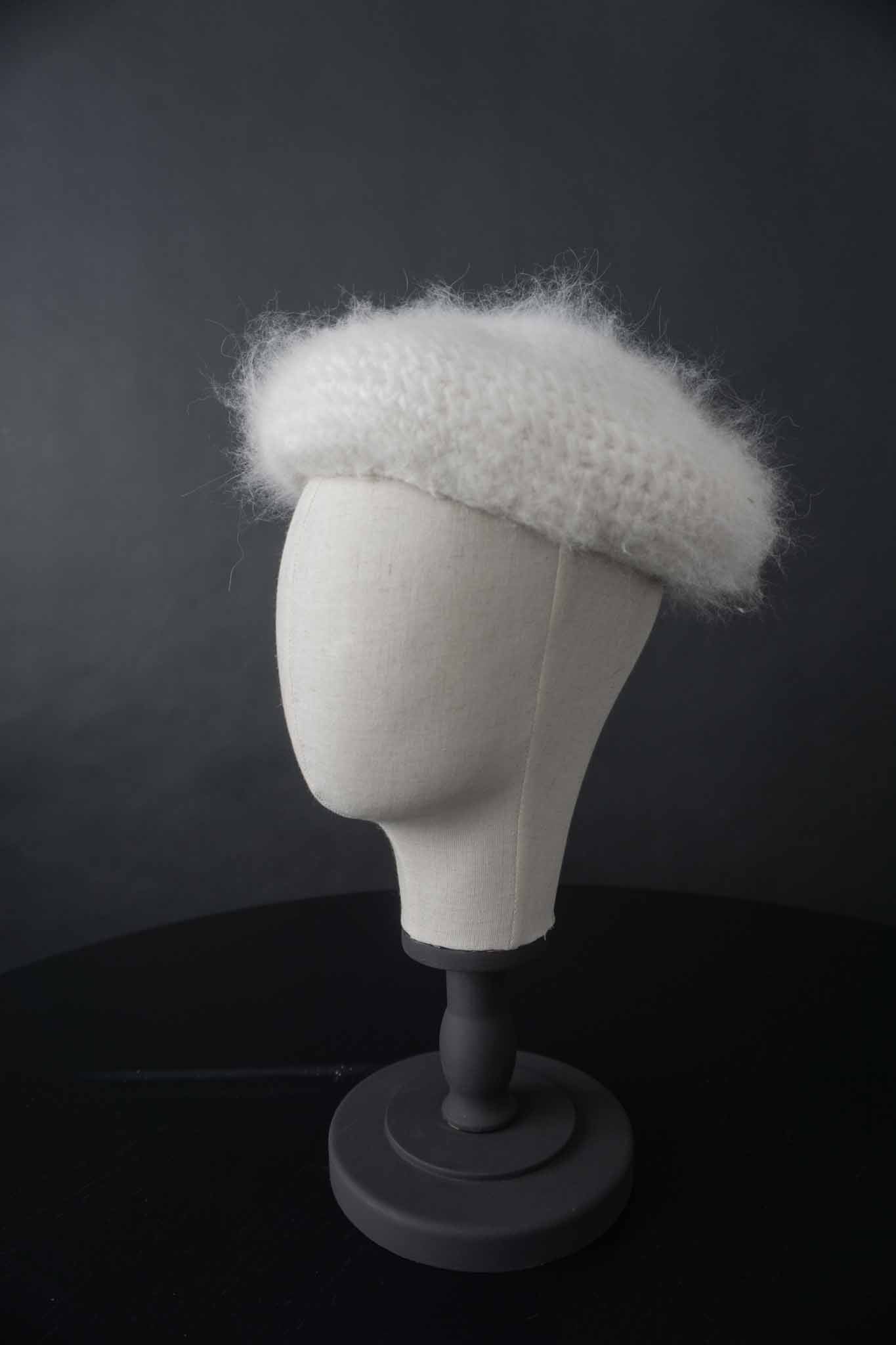 Vintage Angora Mütze Weiß theplaincircle vintage