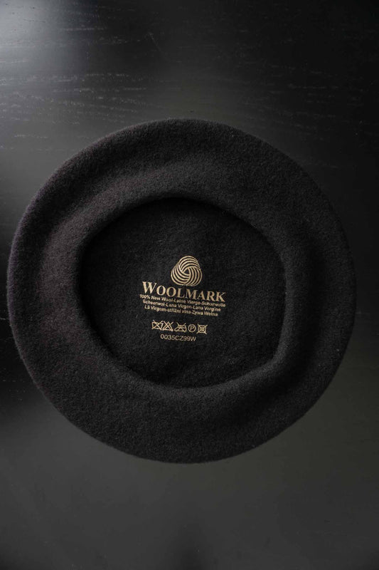 Vintage Woll-Baret Schurwolle, Schwarz theplaincircle vintage