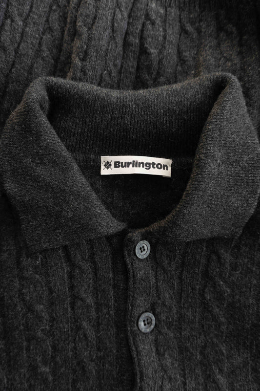 Burlington Vintage Strickpullover aus 100% Wolle in Anthrazit mit Troyer-Kragen und Zopfmuster