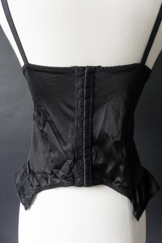 Vintage 80s Spitzen Corsagen Top mit Schößchen – Black Satin Bustier, S–M theplaincircle vintage