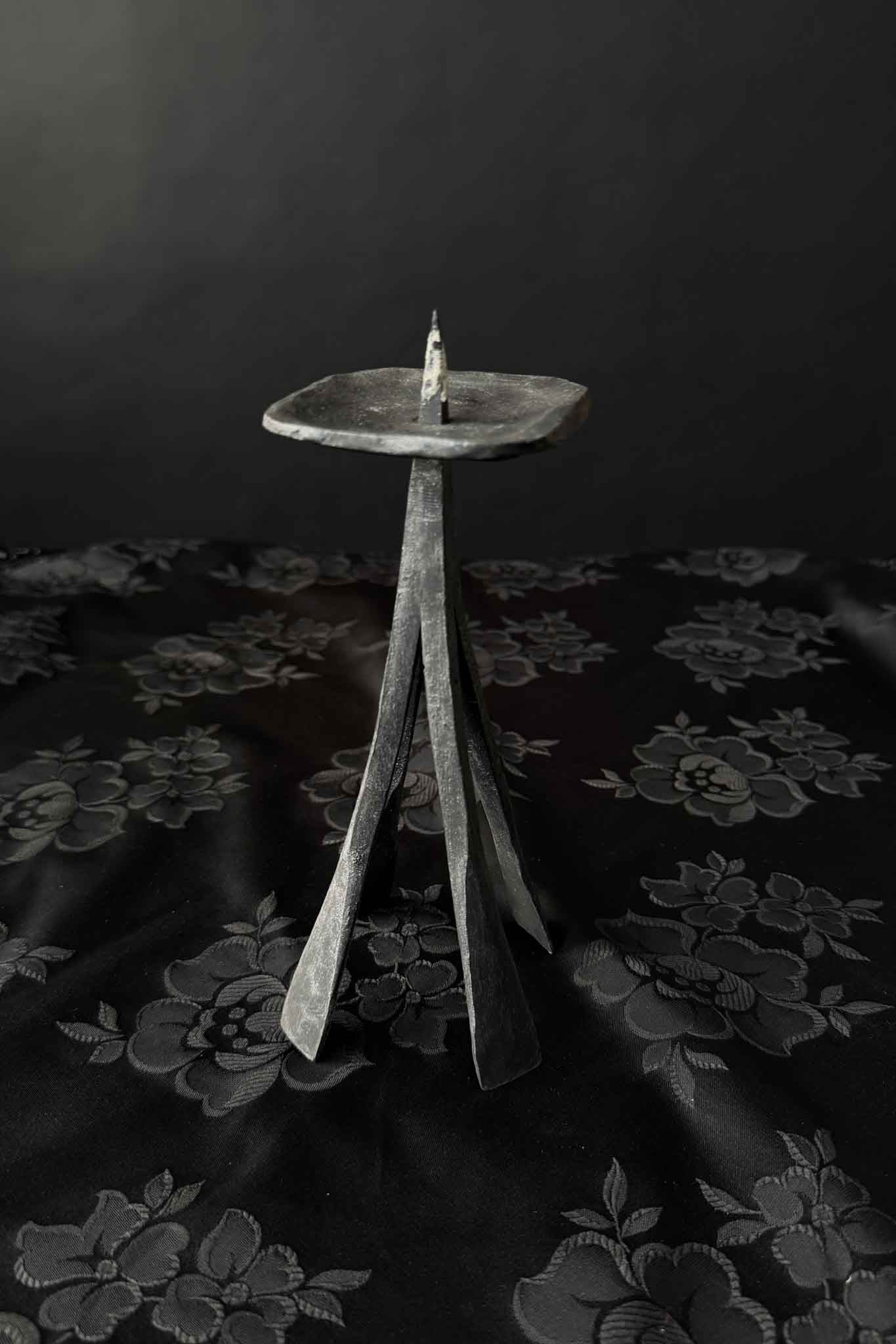 Vintage Brutalist Kerzenständer aus handgeschmiedetem Eisen – 4er Set, 1960s
