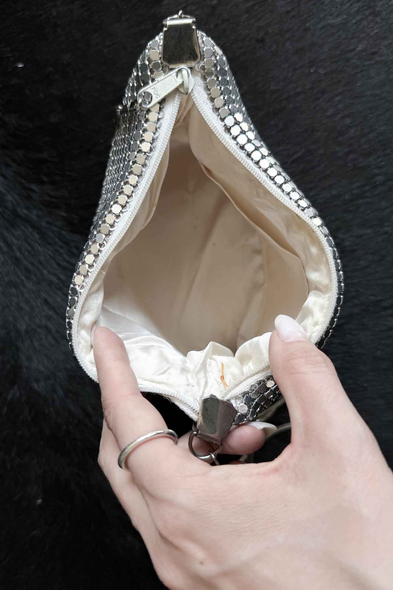 Vintage 80s Silver Mesh Bag – Disco Glam Meets Minimalism theplaincircle vintage