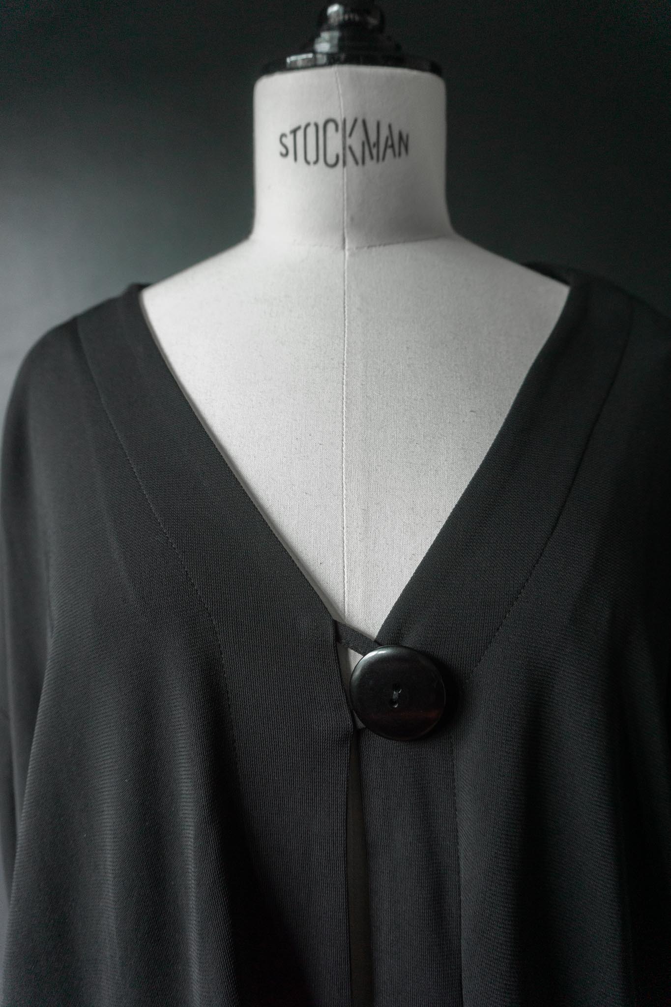 Vintage avantgarde Jacke mit fließender Silhouette, M–L theplaincircle vintage