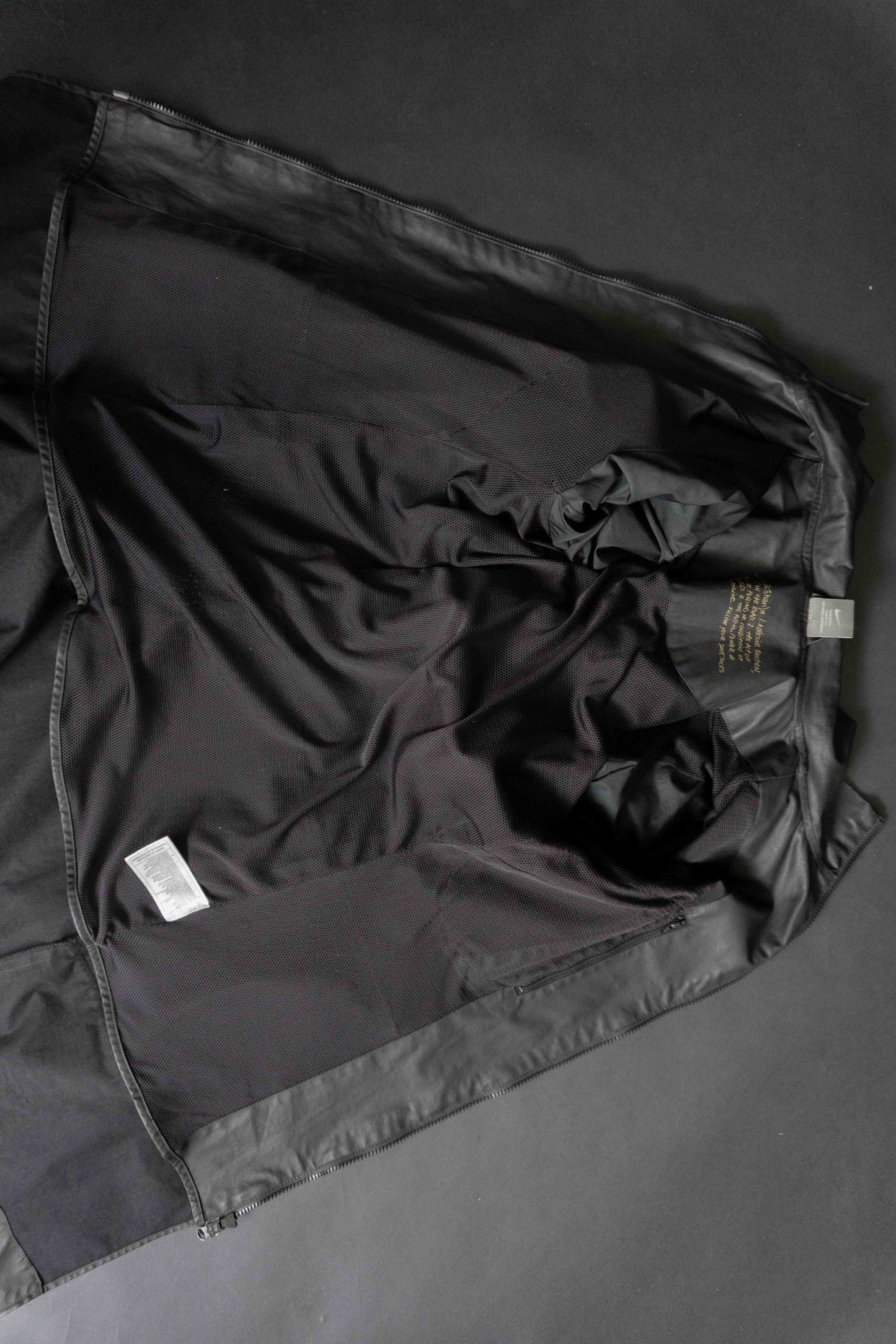 Schwarzer Vintage-Mantel von Nike mit Beschichtung, sportlich und wetterfest