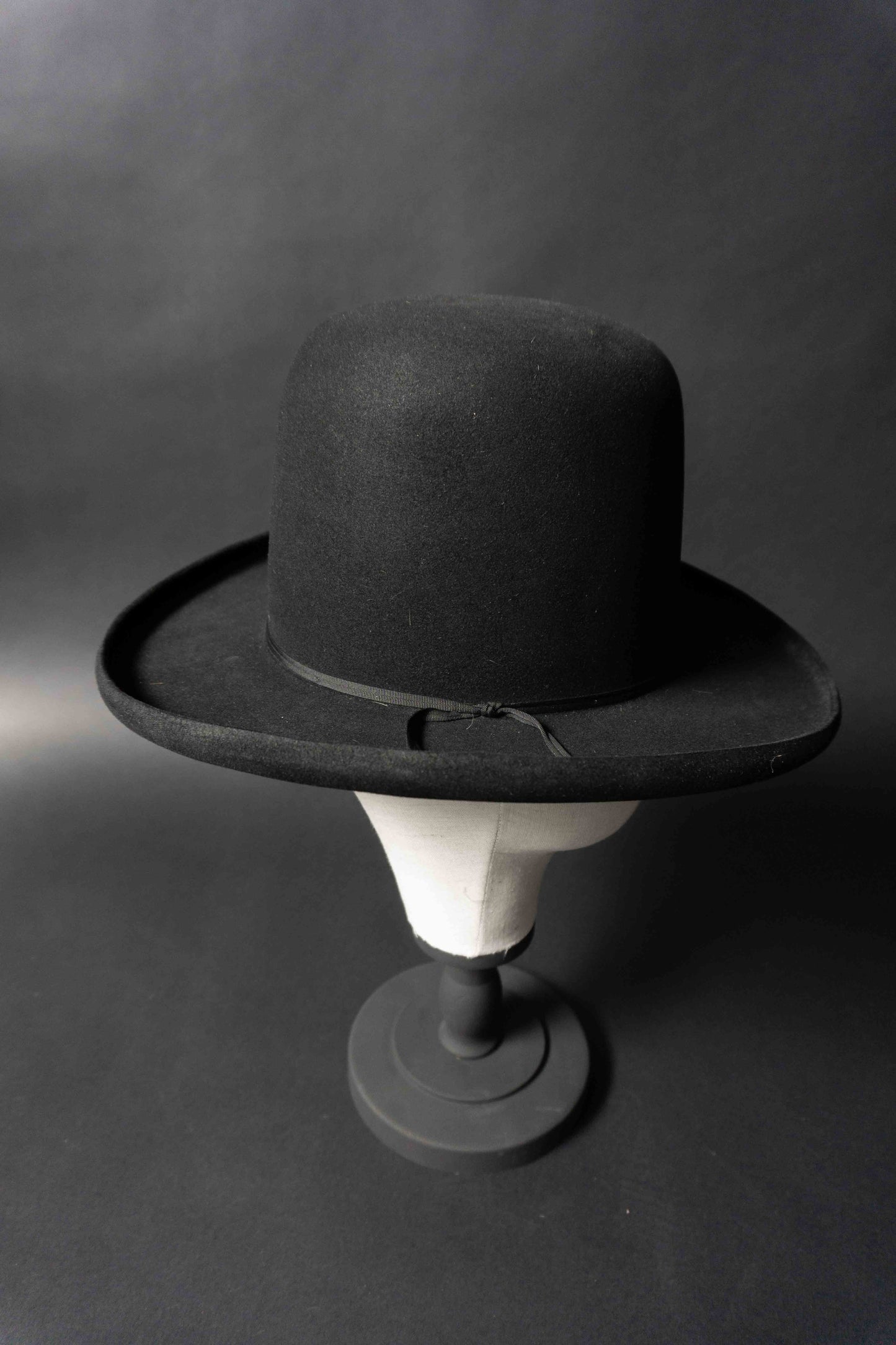 Schwarzer Westernhut von Resistol – Modell XXX Beaver in Größe 7 1/4