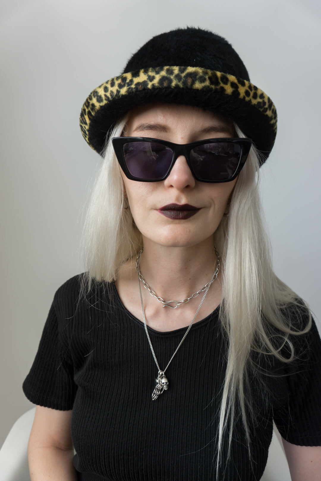 Hut Leopard - theplaincircle vintage