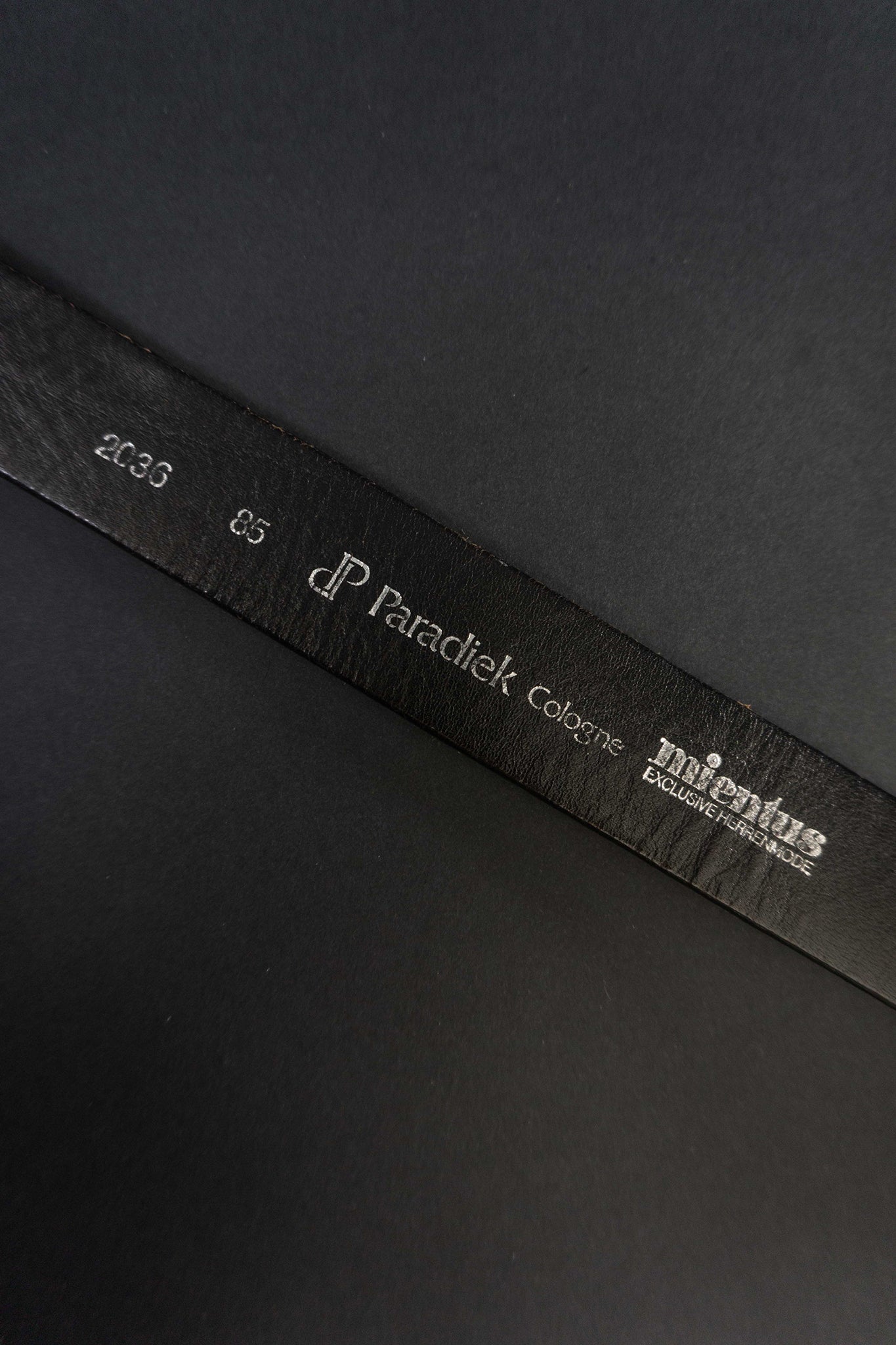 Gürtel Leder Stern - theplaincircle vintage