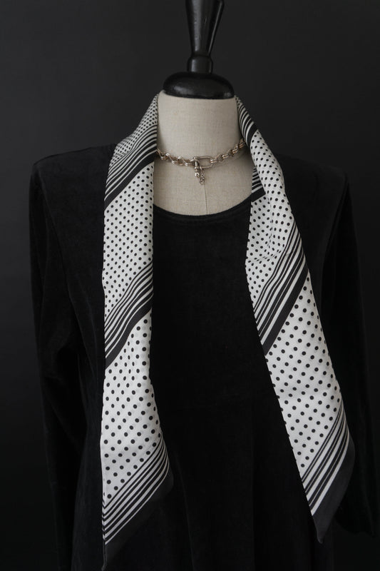 Schal Punkte - theplaincircle vintage