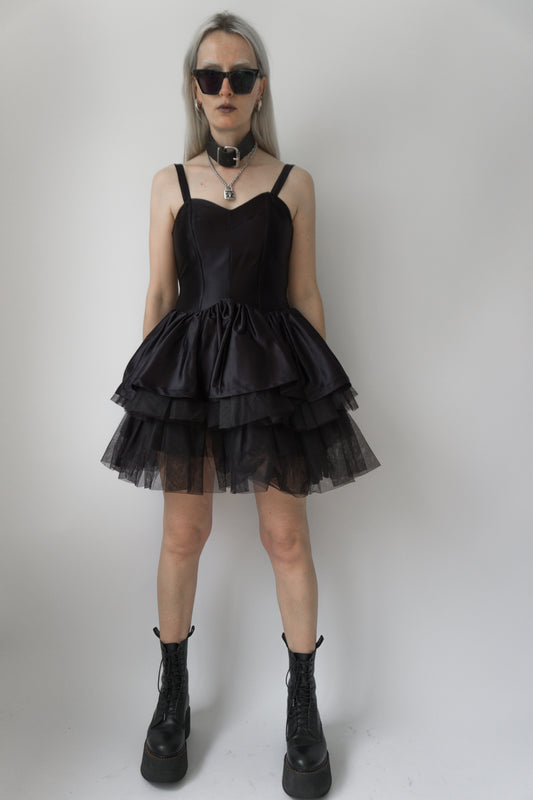 –Personal Archive– Black Swan Kleid - theplaincircle vintage