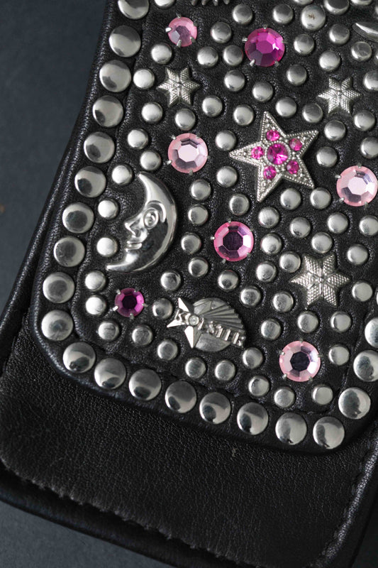 Vintage Kolster Lederetui mit pinken Steinen und Nieten