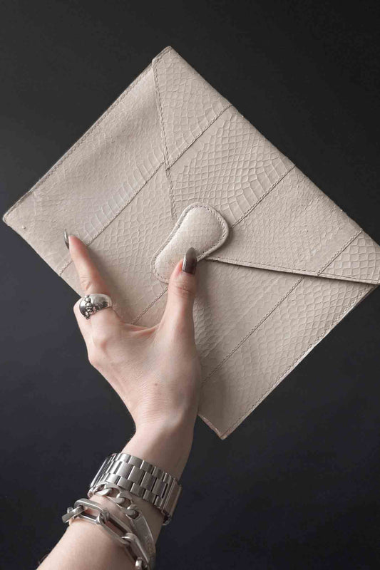 Vintage Clutch 70s Leder Creme theplaincircle vintage