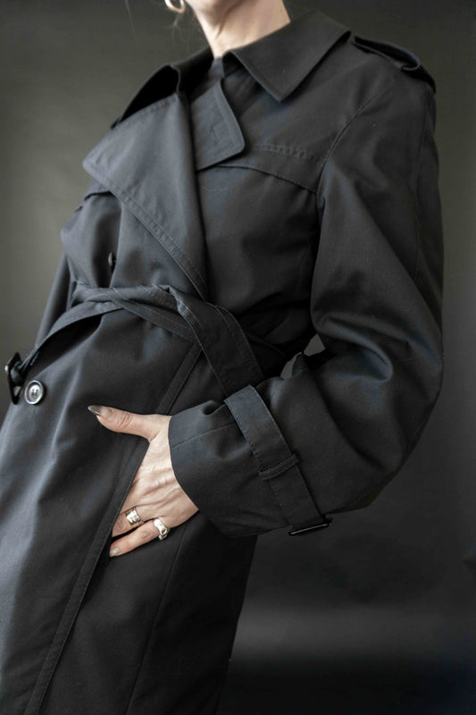 Vintage Trenchcoat in Schwarz mit herausnehmbarem Futter – Nachhaltige Vintage Mode