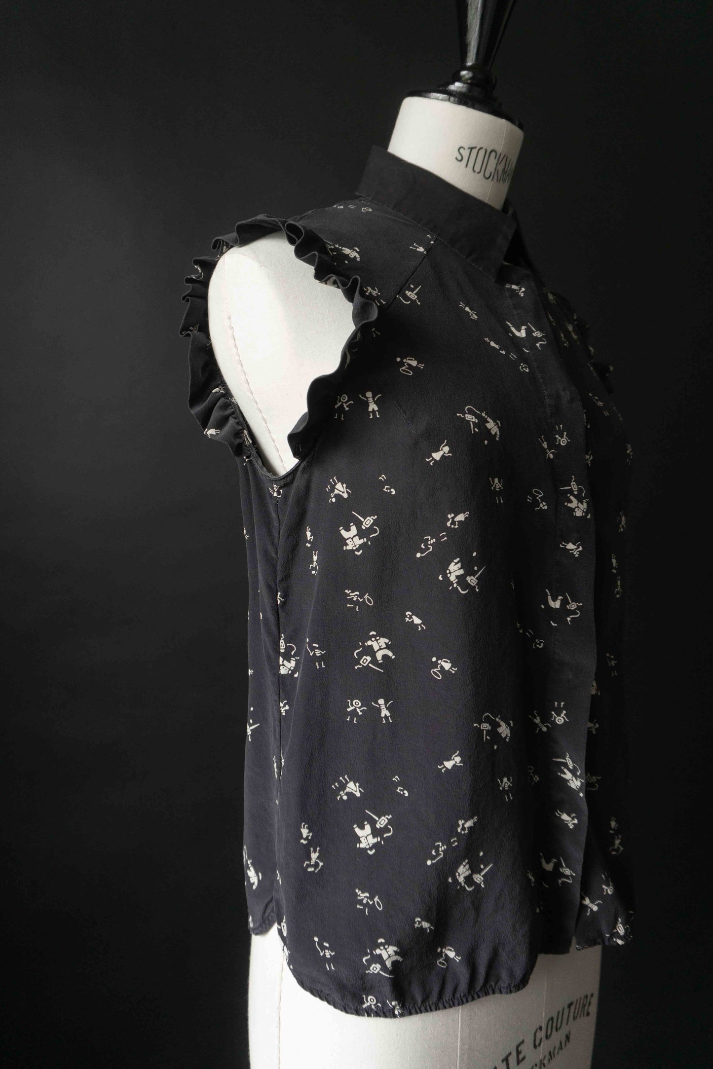 Vintage Seidenbluse Marnie dunkelblau mit Print und Rüschen