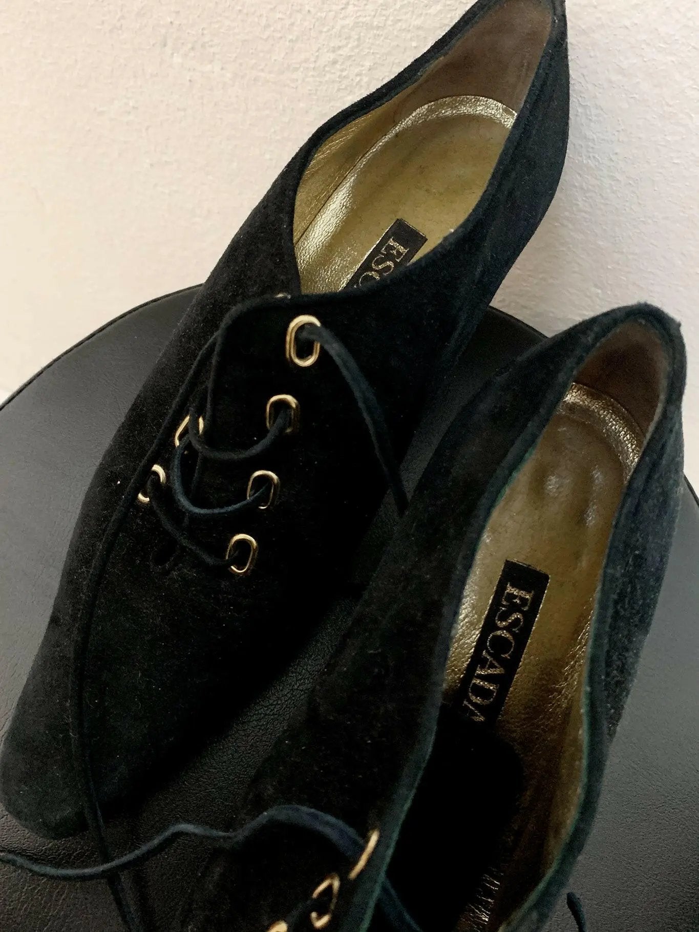 ESCADA Witchy Pumps, 37 - theplaincircle vintage