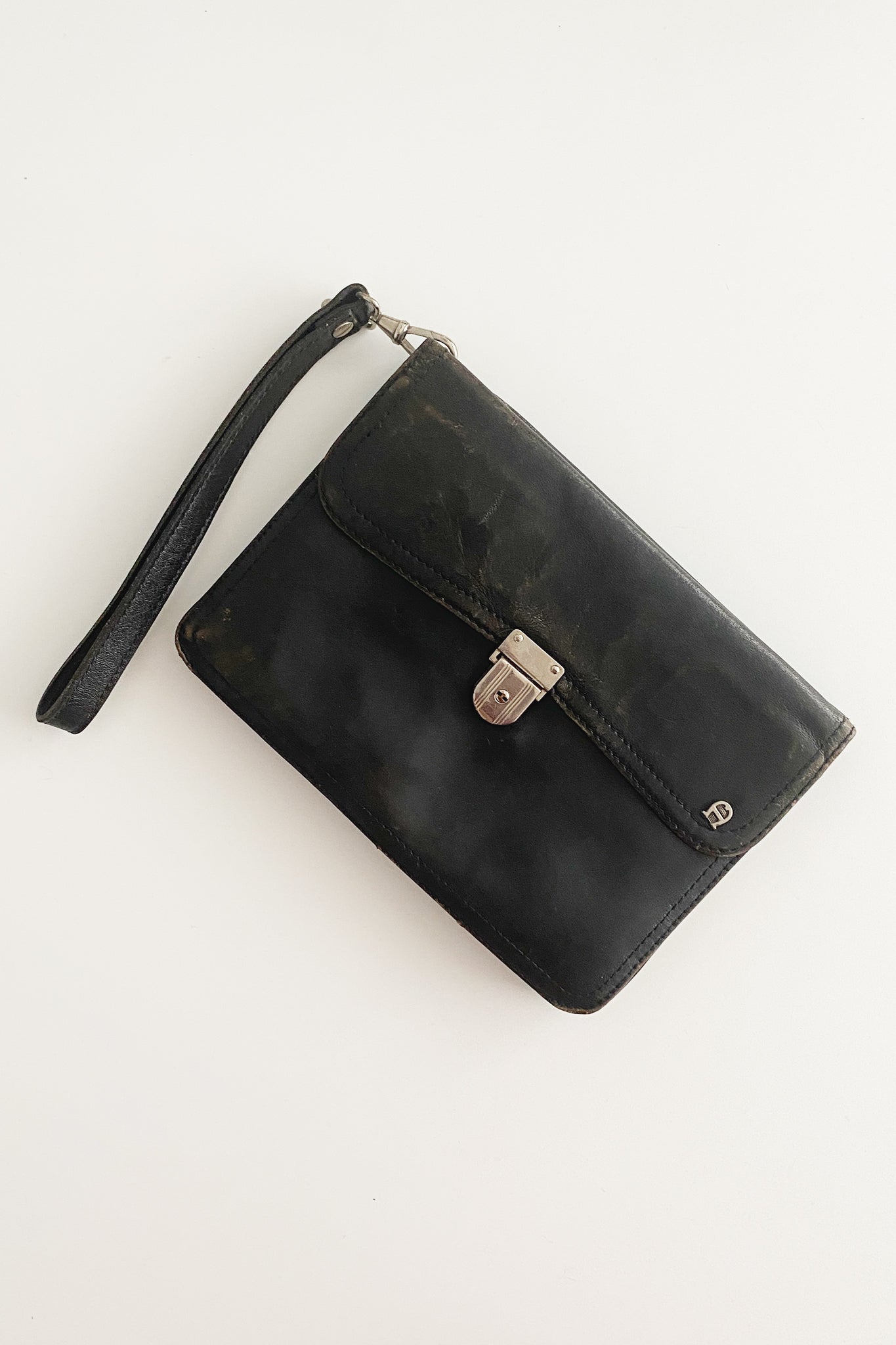 Clutch Aigner black leather