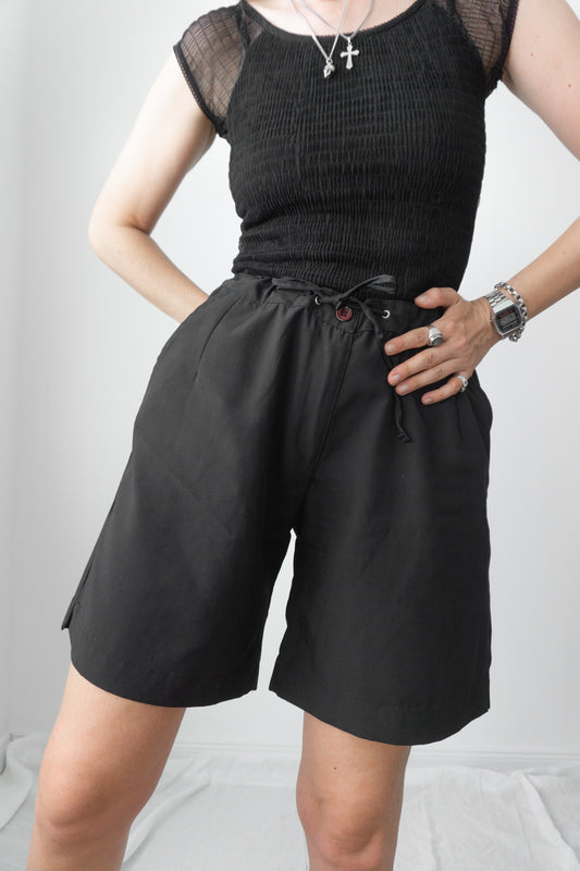 Shorts, Schwarz, L - theplaincircle vintage