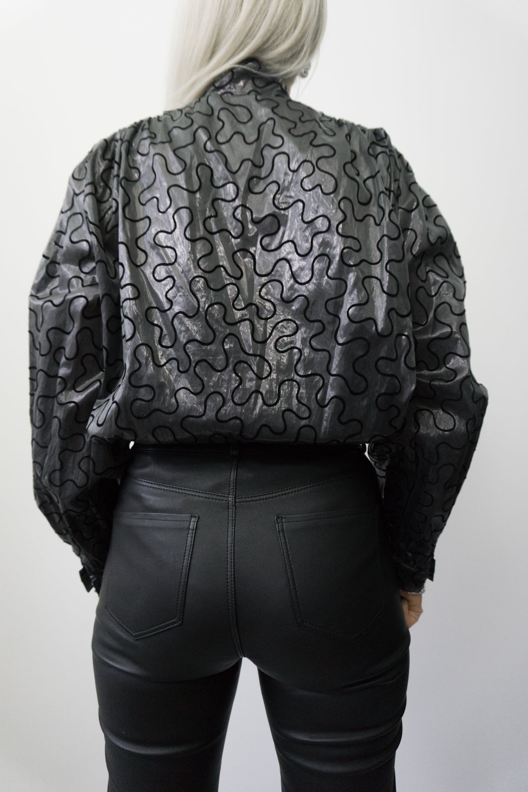 Bluse, Silber, M–L - theplaincircle vintage