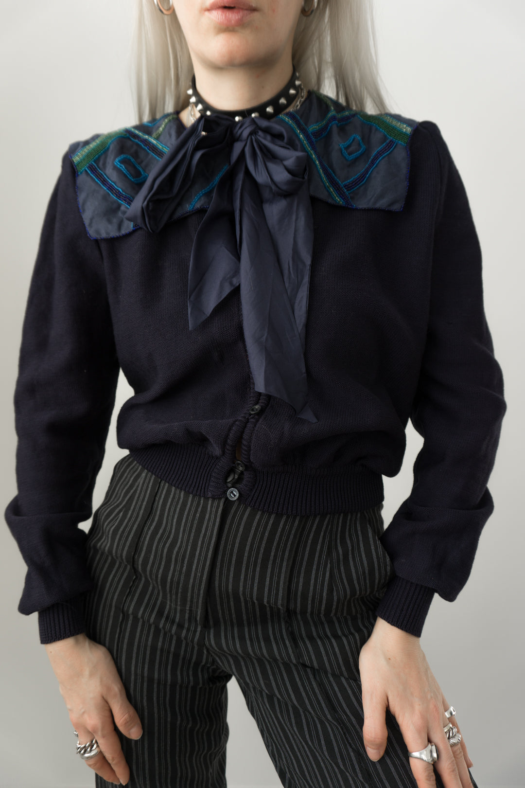 Pullover Navy Perlen Seide Wolle S - theplaincircle vintage