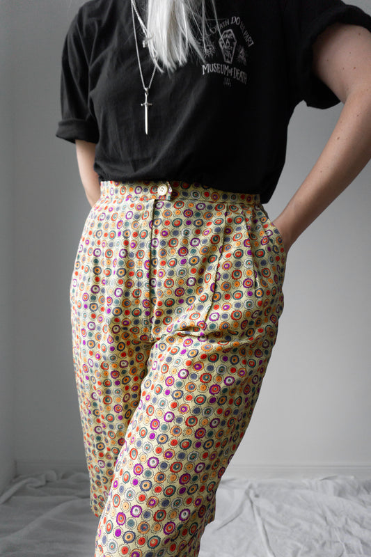 Shorts Muster Bunt Seide - theplaincircle vintage