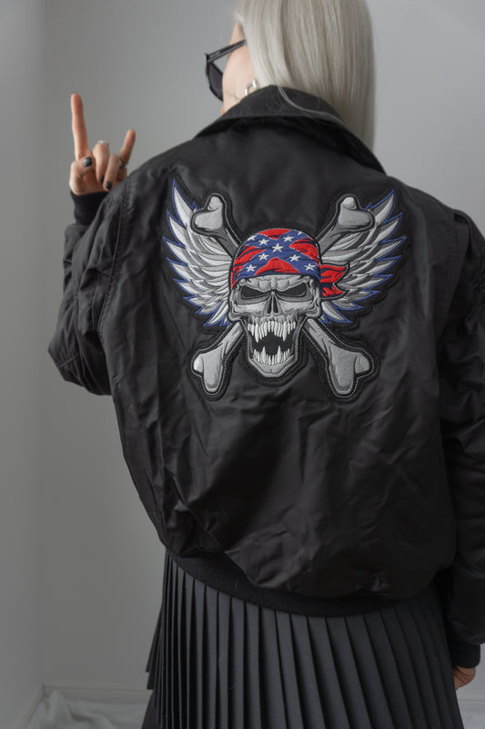 Bomberjacke, Schwarz, S–M - theplaincircle vintage